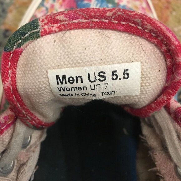 VANS Red Blue Floral Canvas Low Sneakers Shoes Unisex Women's 7 Men's 5.5 - Picture 9 of 12